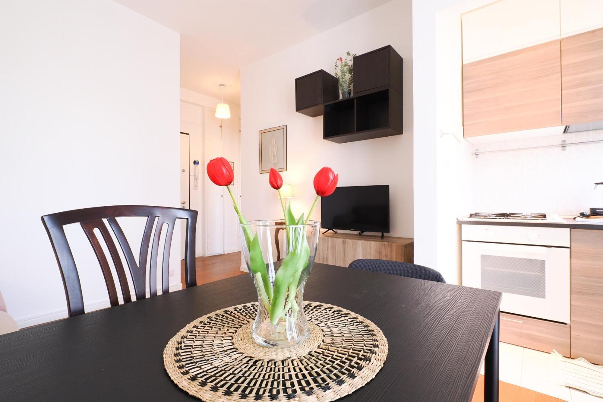 Primopiano - Roncaglia Apartment Mailand